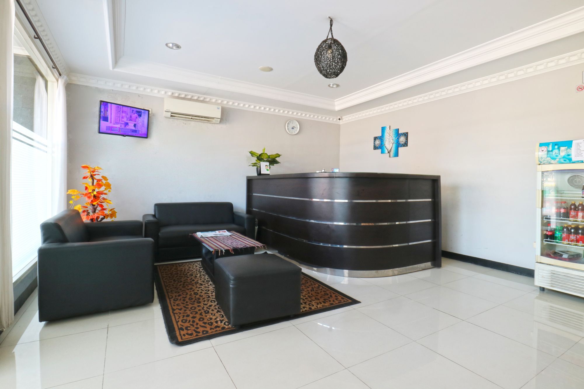 Losmen Family Syariah Bypass Juanda Mitra Reddoorz Surabaya Exterior photo